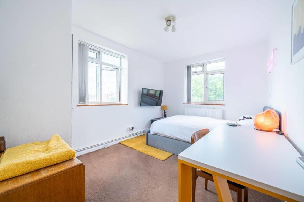 Flat 13 Apartment ลอนดอน ภายนอก รูปภาพ