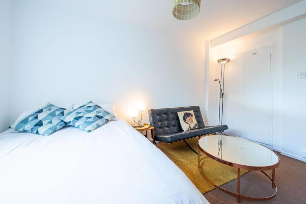 Flat 13 Apartment ลอนดอน ภายนอก รูปภาพ
