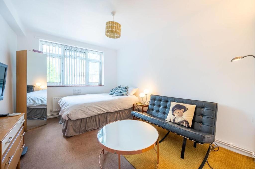Flat 13 Apartment ลอนดอน ภายนอก รูปภาพ
